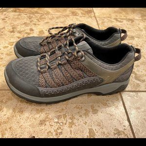 Chaco water shoes NWOT